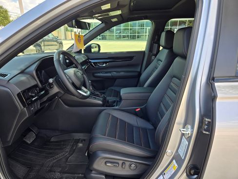 Used 2026 Honda CR-V Sport Touring image 9