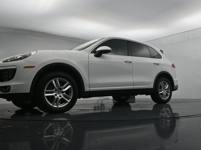 Used 2018 Porsche Cayenne AWD/4WD image 34