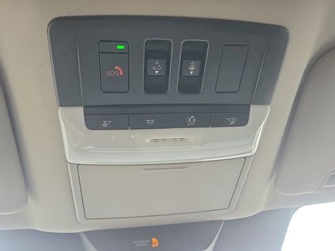 New 2026 Nissan Pathfinder Platinum AWD/4WD image 25