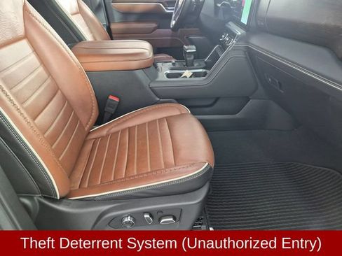 Used 2025 GMC Sierra 1500 Denali Ultimate AWD/4WD image 36