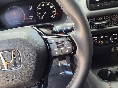 Used 2023 Honda HR-V Sport image 16