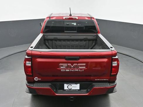 Used 2023 GMC Canyon Denali AWD/4WD image 40