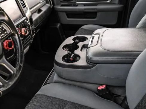 Used 2019 RAM 1500 Big Horn RWD image 22
