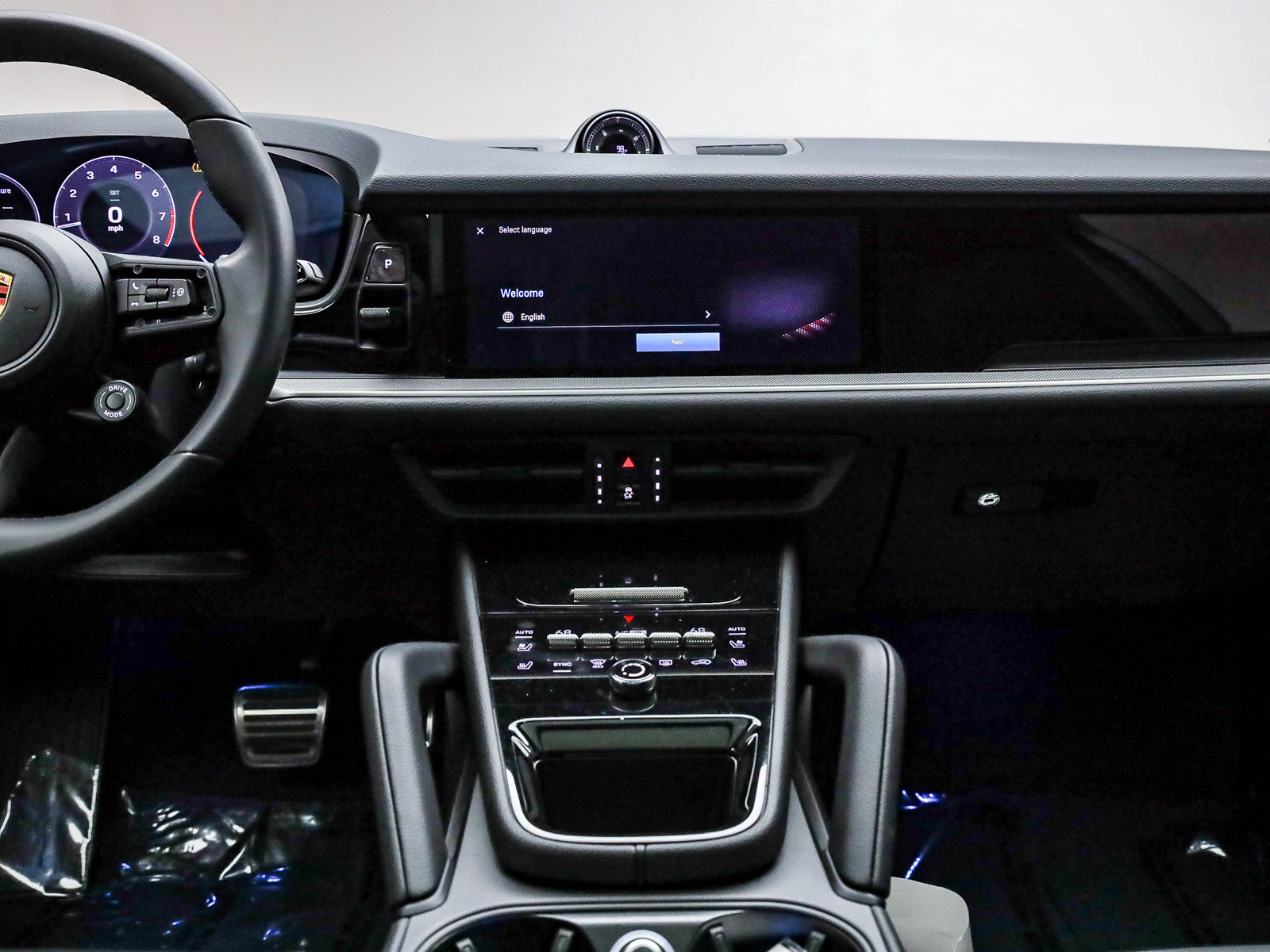 Certified 2025 Porsche Cayenne S AWD/4WD image 17