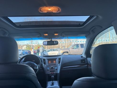 Used 2014 Subaru Legacy 3.6R Limited image 39