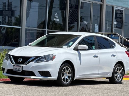 Used 2018 Nissan Sentra S FWD image 8