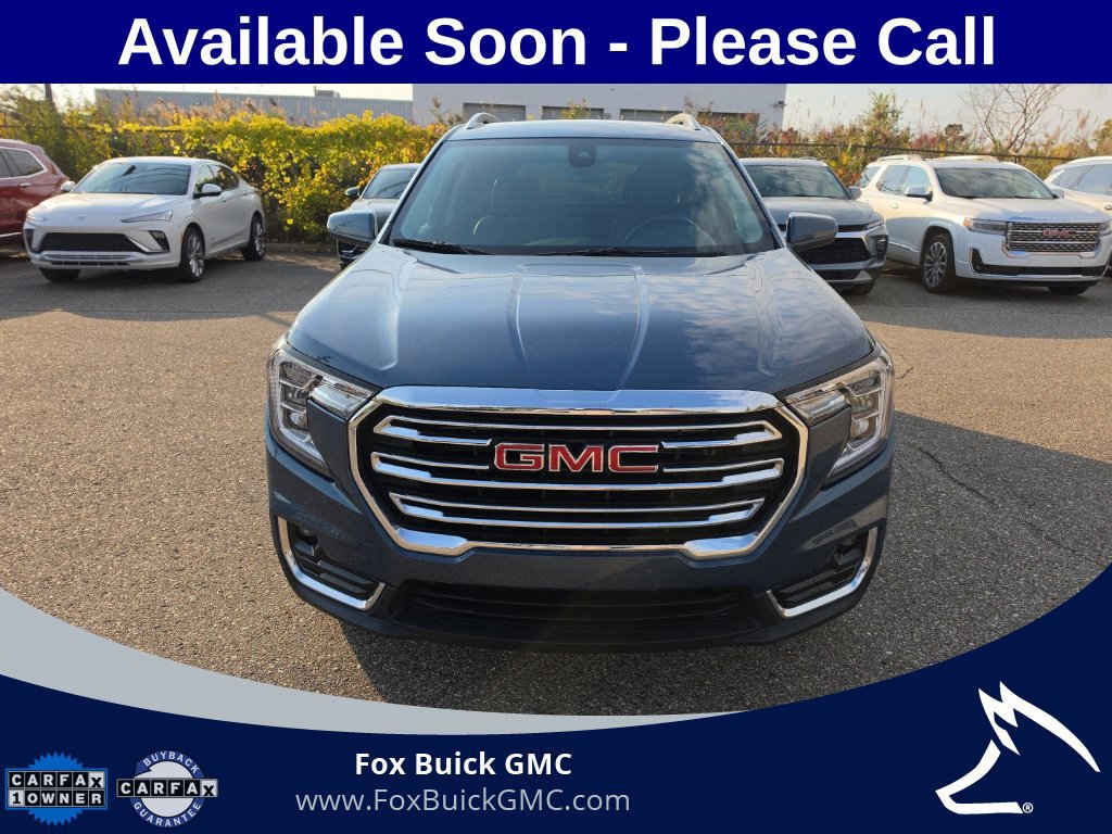 Used 2024 GMC Terrain SLT w/ LPO, Floor Liner Package AWD/4WD image 2