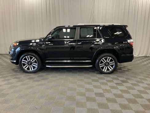 Used 2022 Toyota 4Runner Limited AWD/4WD image 13
