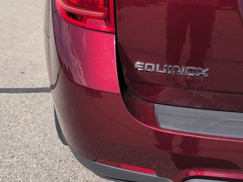 Used 2017 Chevrolet Equinox LT w/ Convenience Package FWD image 5