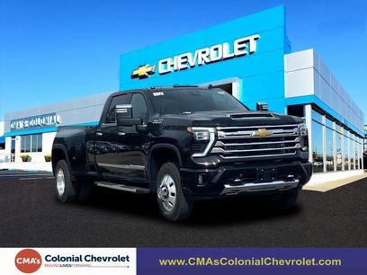 New 2025 Chevrolet Silverado 3500 High Country w/ Technology Package