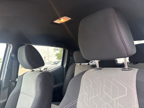 Used 2022 Toyota Tacoma TRD Off-Road RWD image 10