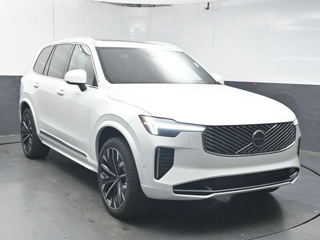 Used 2026 Volvo XC90 T8 Plus w/ Protection Package Premier AWD/4WD image 2