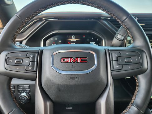 Used 2024 GMC Sierra 2500 AT4 w/ AT4 Premium Plus Package image 25