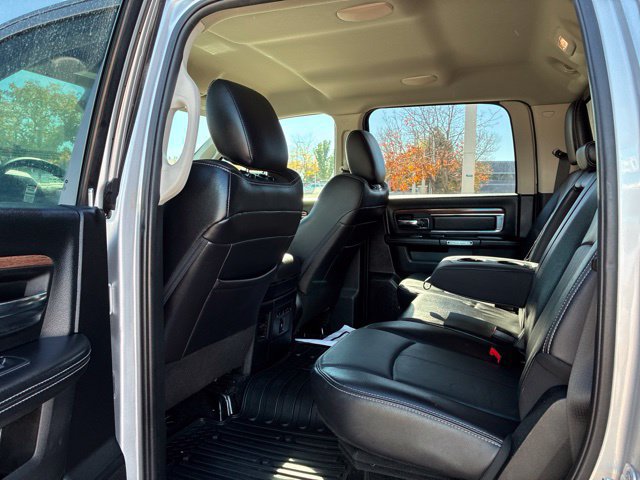 Used 2017 RAM 1500 Laramie w/ Convenience Group AWD/4WD image 18