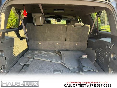 Used 2016 Cadillac Escalade ESV Platinum image 32