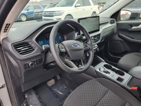 Used 2023 Ford Escape Active w/ Tech Pack #2 AWD/4WD image 12
