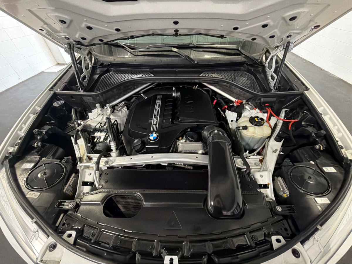 Used 2019 BMW X6 xDrive35i w/ Convenience Package AWD/4WD image 11