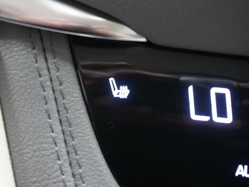 Used 2021 Cadillac XT5 Premium Luxury FWD image 24