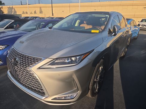 Used 2022 Lexus RX 350 FWD w/ Premium Package image 3