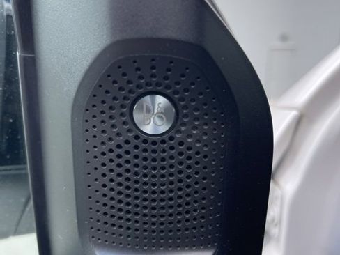 Used 2020 Ford Ranger Lariat w/ Equipment Group 501A Mid image 9