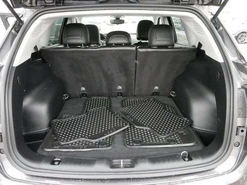 Used 2020 Jeep Compass Latitude w/ Cold Weather Group image 18