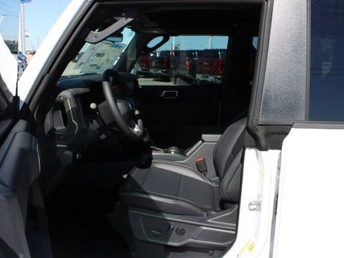 New 2026 Ford Bronco Badlands AWD/4WD image 7