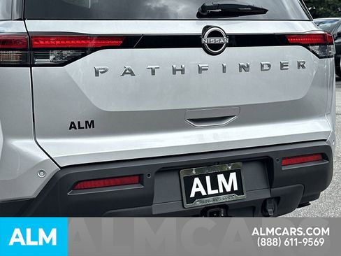 Certified 2025 Nissan Pathfinder SV w/ SV Premium Package image 38