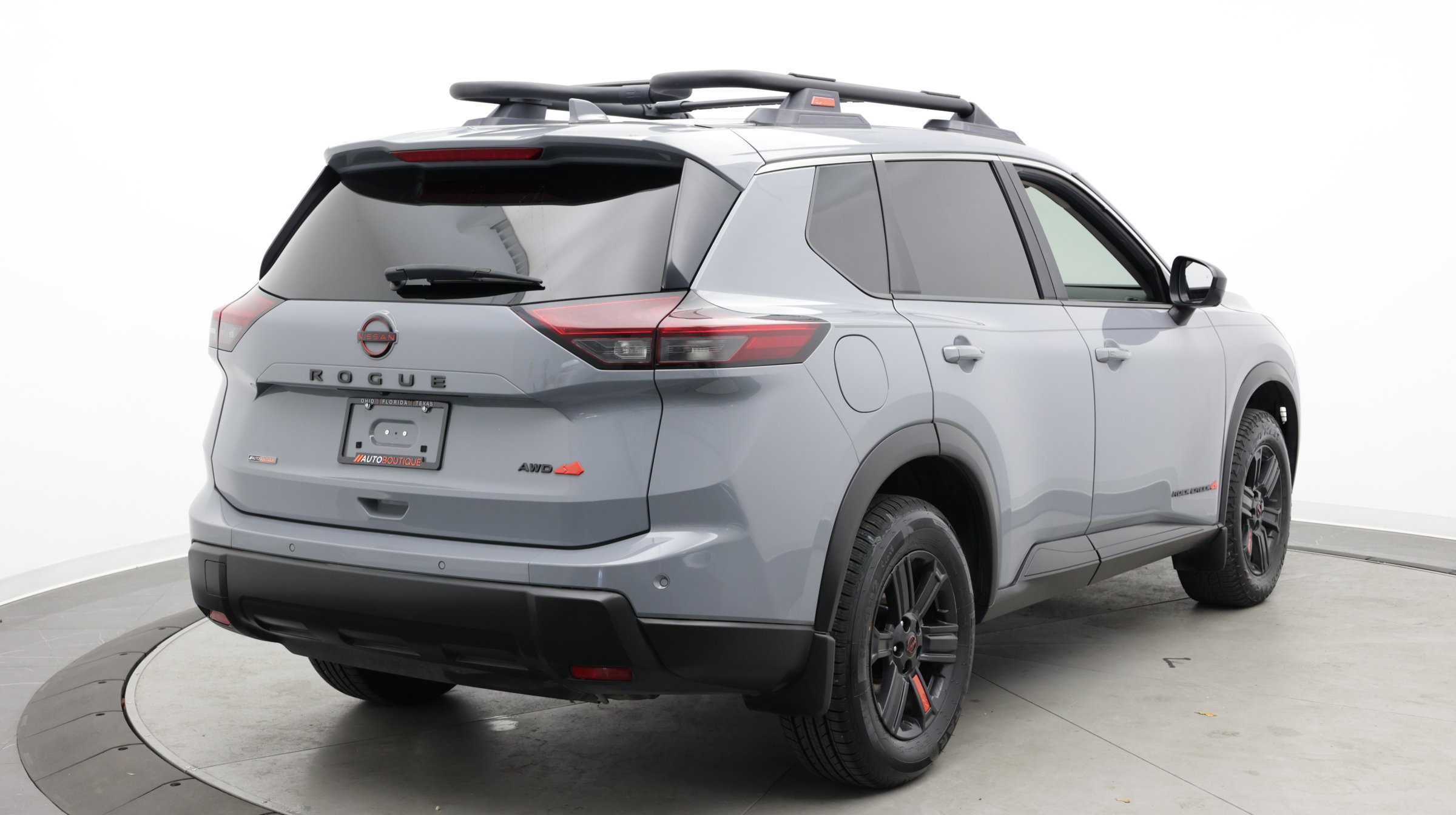 Used 2025 Nissan Rogue SV AWD/4WD image 7