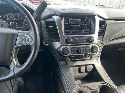 Used 2016 Chevrolet Tahoe LT w/ Luxury Package image 19