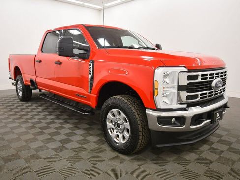 Used 2024 Ford F250 XLT image 9