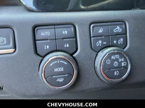 Certified 2024 Chevrolet Silverado 2500 LTZ w/ LTZ Texas Edition AWD/4WD image 72