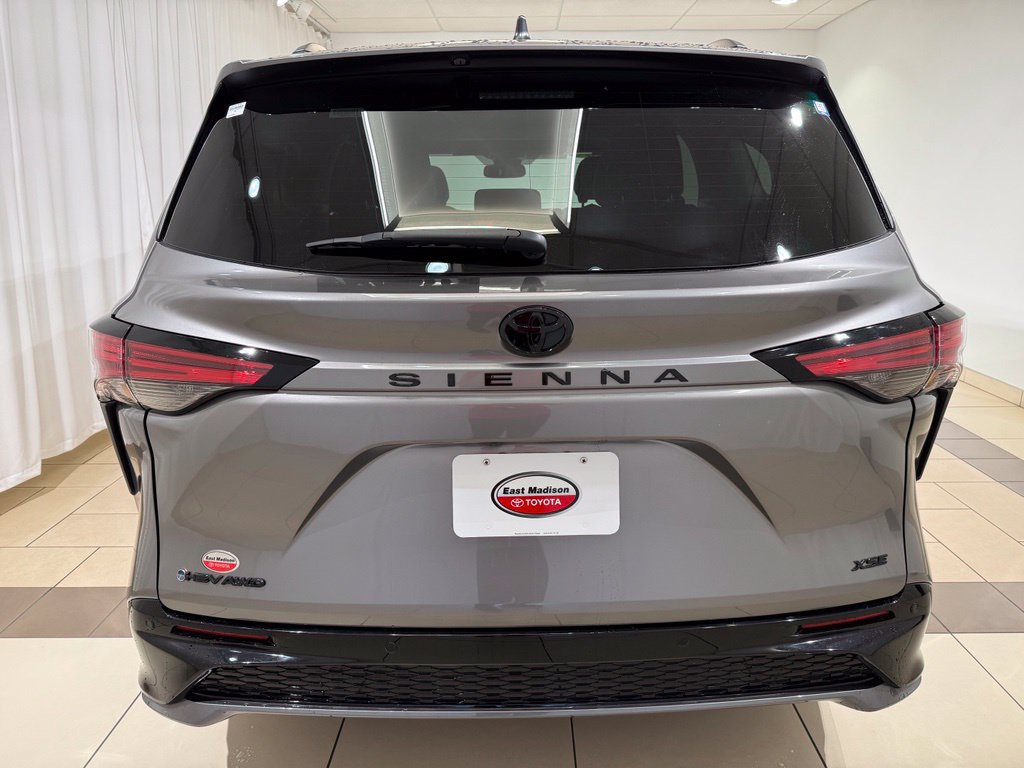 Certified 2026 Toyota Sienna XSE AWD/4WD image 4