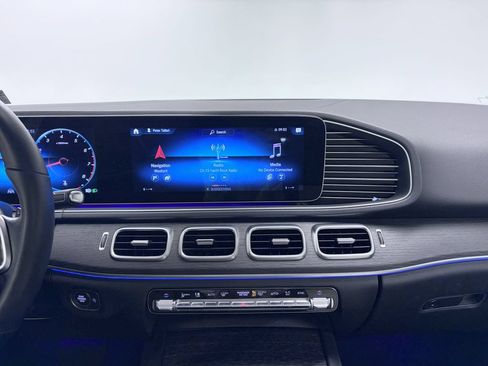 Used 2022 Mercedes-Benz GLE 350 4MATIC image 18