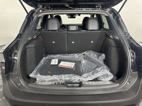 New 2025 Nissan Kicks SR w/ Illumination Package image 15