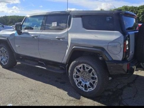 Used 2025 GMC Hummer EV 3X AWD/4WD image 2