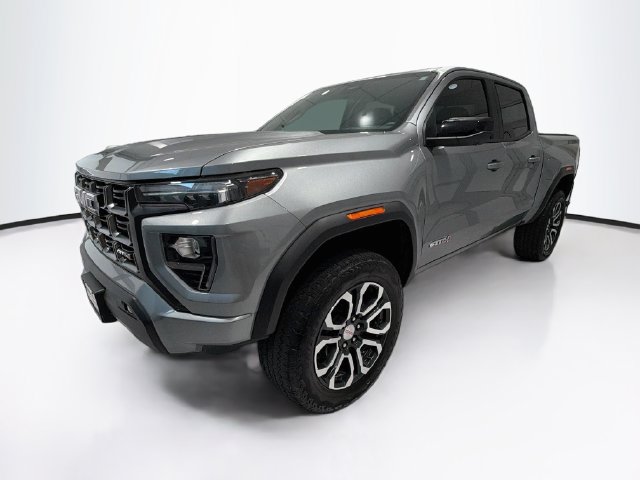Used 2024 GMC Canyon AT4 w/ AT4 Premium Package AWD/4WD image 3