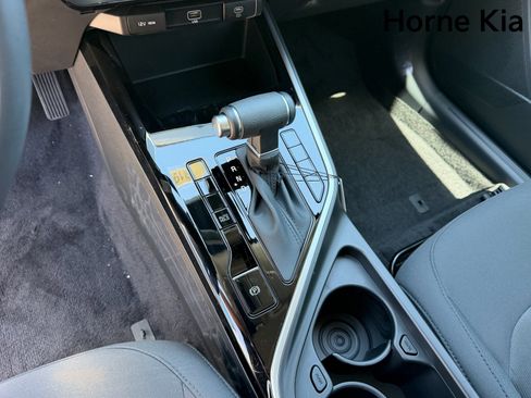 New 2026 Kia Niro LX FWD image 21