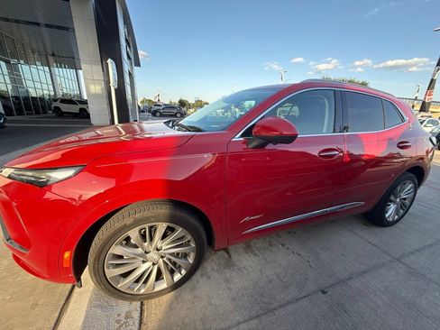 Certified 2026 Buick Envision Avenir AWD/4WD image 1