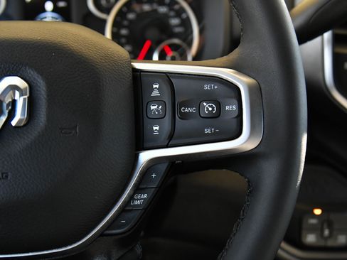 Used 2025 RAM 2500 Big Horn image 34