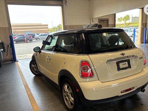 Used 2013 MINI Cooper Hardtop FWD image 3