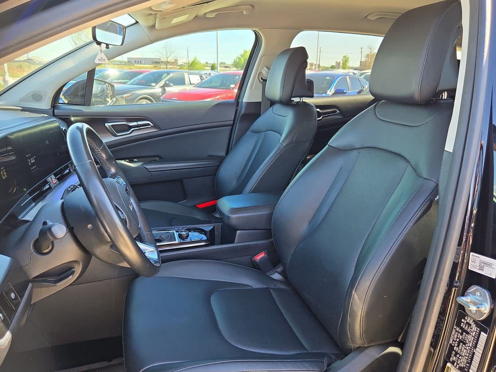 Certified 2023 Kia Sportage EX FWD image 15