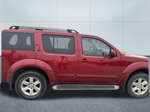 Used 2011 Nissan Pathfinder SV w/ Protection Pkg AWD/4WD image 7