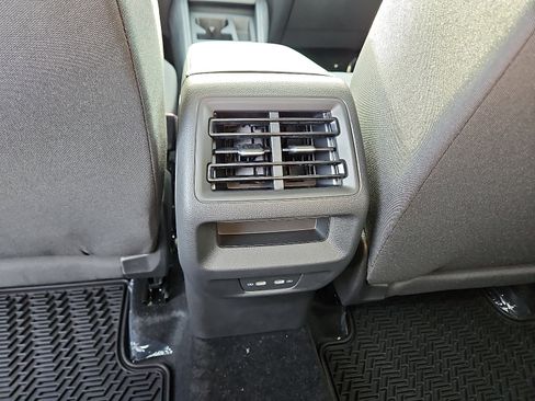 New 2026 Volkswagen Tiguan S image 9