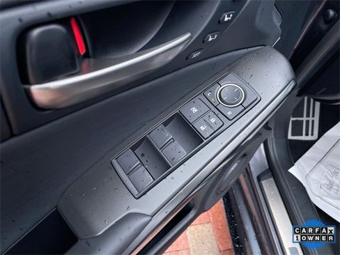 Used 2023 Lexus IS 350 F Sport image 11