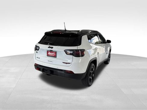 Used 2024 Jeep Compass Trailhawk w/ Trailhawk Elite Group AWD/4WD image 8