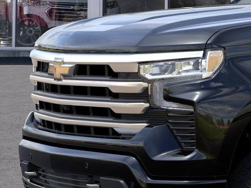 New 2026 Chevrolet Silverado 1500 High Country w/ High Country Premium Package AWD/4WD image 37