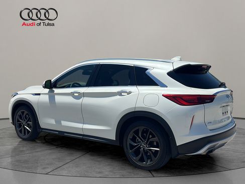 Used 2019 INFINITI QX50 Essential w/ Sensory Package AWD/4WD image 5