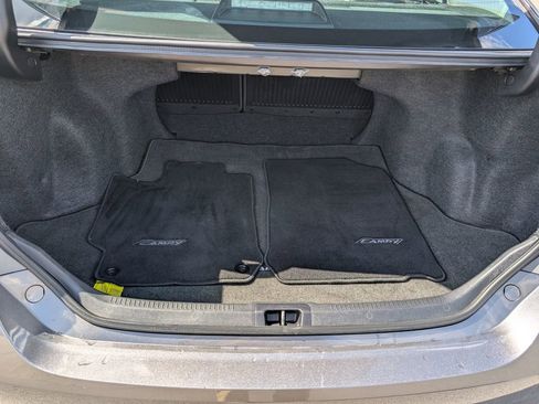 Used 2016 Toyota Camry XSE w/ Moonroof Package image 12