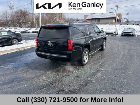 Used 2017 Chevrolet Suburban Premier image 10