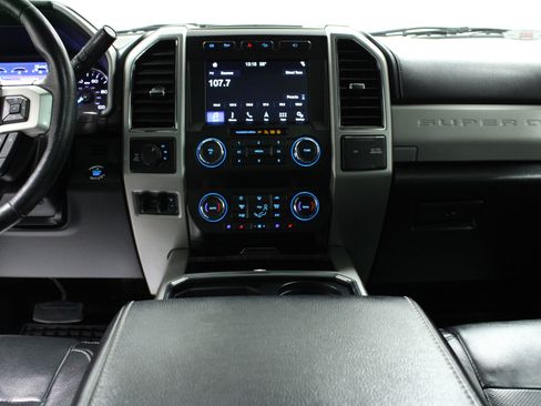 Used 2019 Ford F250 Lariat w/ Lariat Ultimate Package image 14